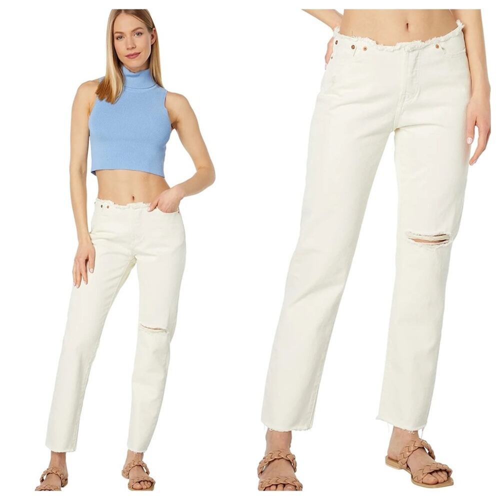 NWT Levi’s Wedgie Straight Leg Jeans Mid Rise Distressed Ivory Frayed Size 32